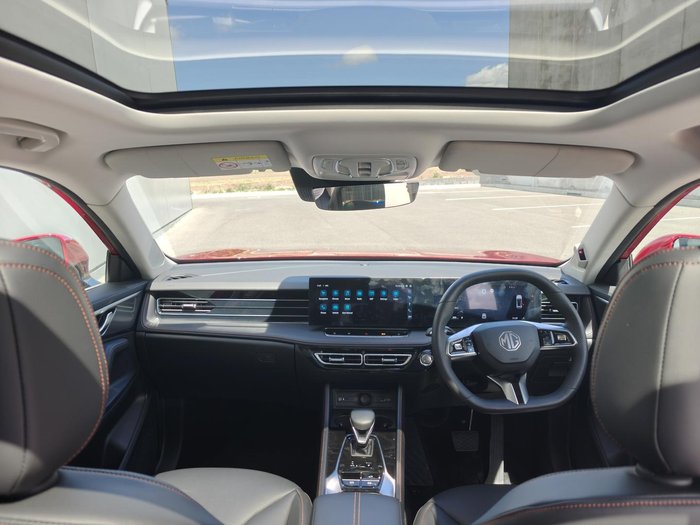 2024 MG HS Essence AS33 MY24.5 Diamond Red