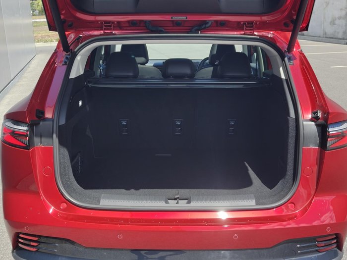 2024 MG HS Essence AS33 MY24.5 Diamond Red