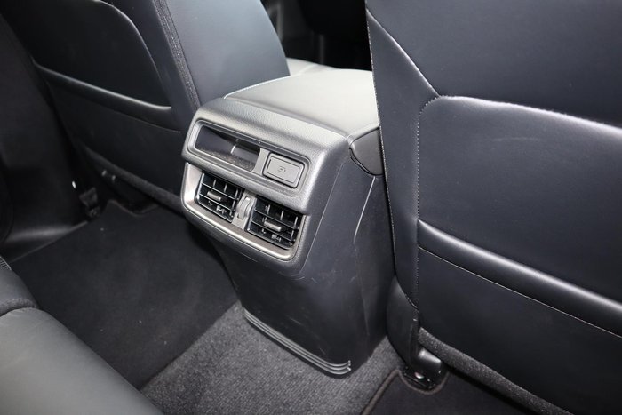 2024 Mazda BT-50 GT