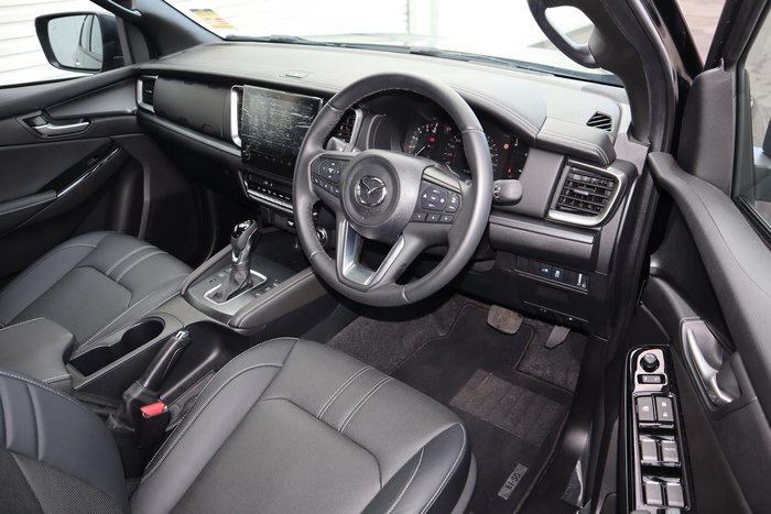 2024 Mazda BT-50 GT