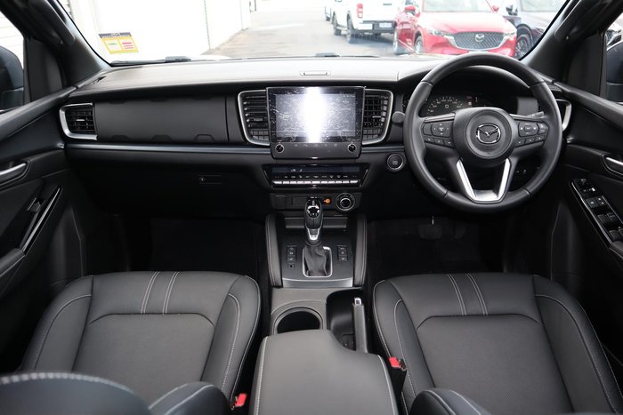 2024 Mazda BT-50 GT