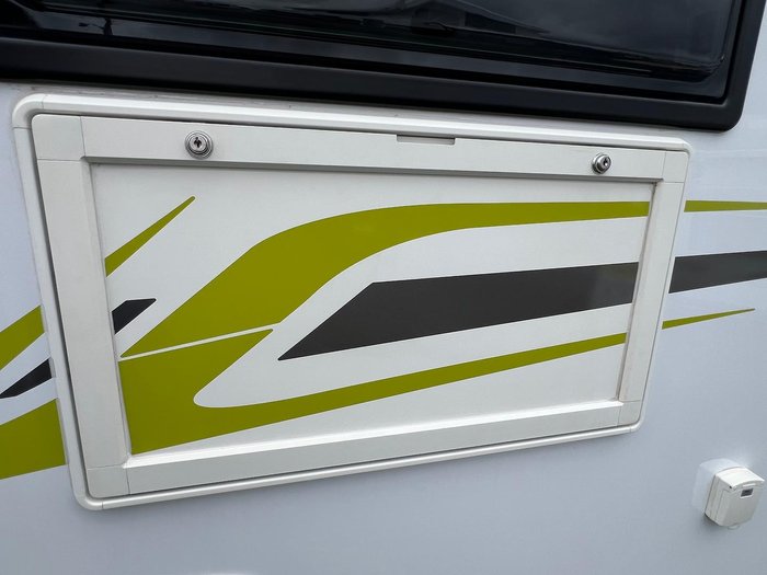 2025 Avan Aspire 555 Pop Top