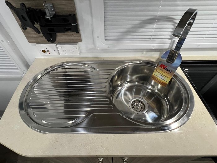 2025 Avan Aspire 555 Pop Top