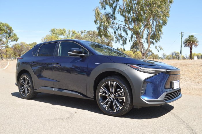 2023 Toyota bZ4X 