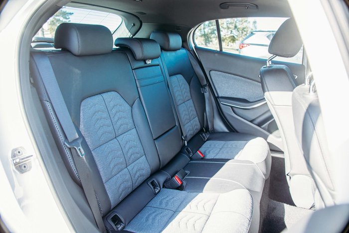 2019 Mercedes-Benz GLA-Class GLA180 Urban Edition