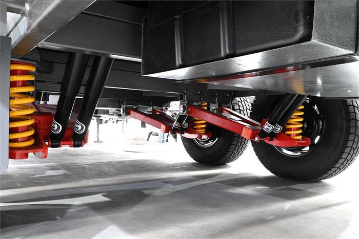 2025 VICTORY CARAVANS Trophy 21'6 bunk