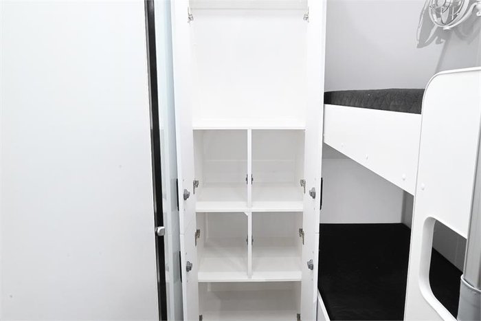 2025 VICTORY CARAVANS Trophy 21'6 bunk