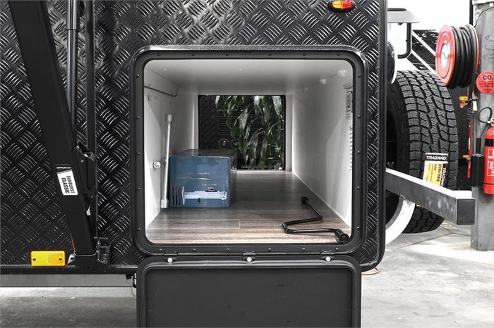 2025 VICTORY CARAVANS Trophy 21'6 bunk