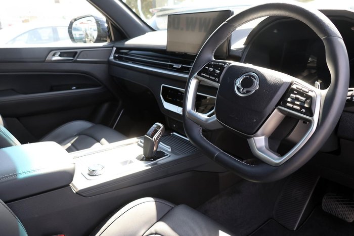 2023 SsangYong Rexton Adventure