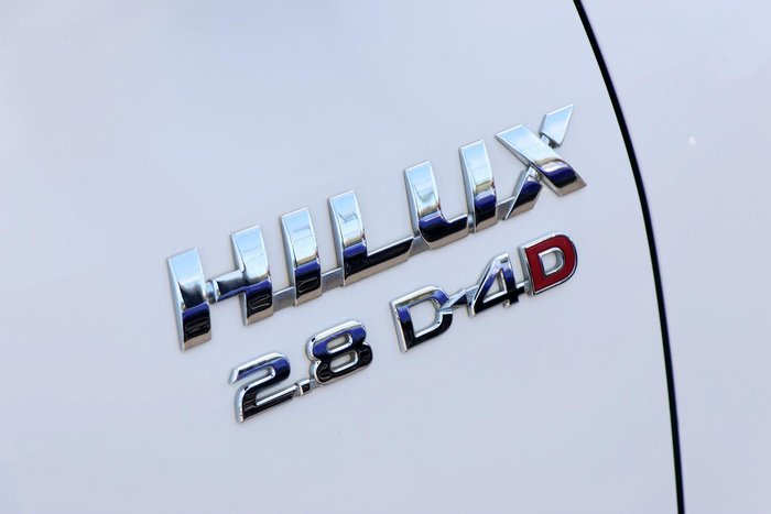 2017 Toyota Hilux SR5