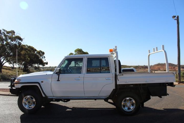 2017 Toyota Landcruiser Workmate