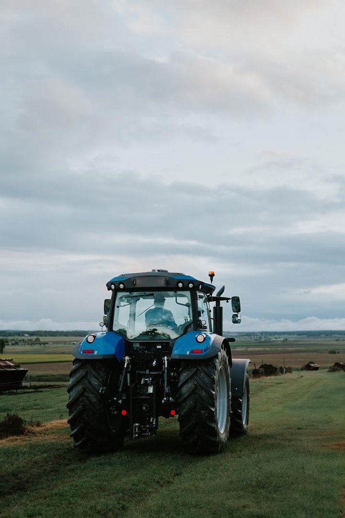 2024 Landini 7- 230