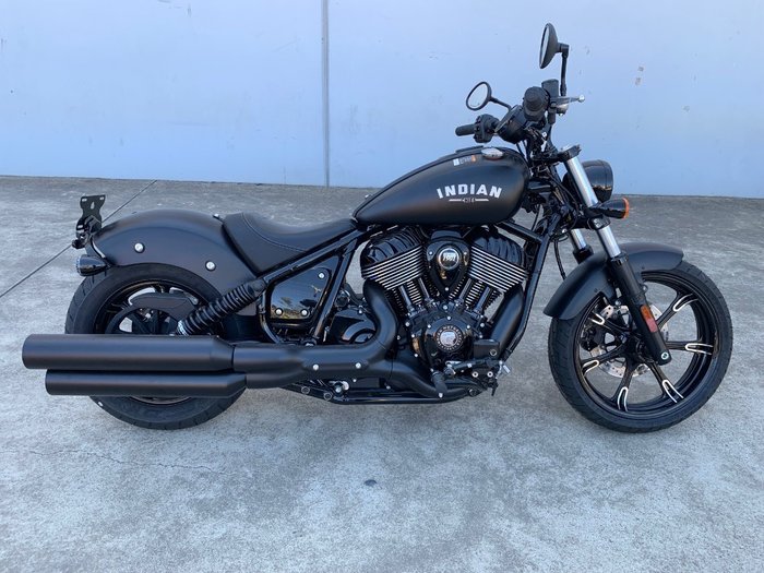 2024 Indian CHIEF DARK HORSE Black