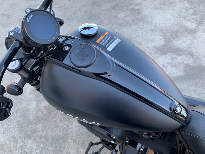 2024 Indian CHIEF DARK HORSE Black