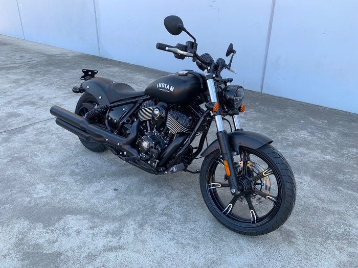 2024 Indian CHIEF DARK HORSE Black
