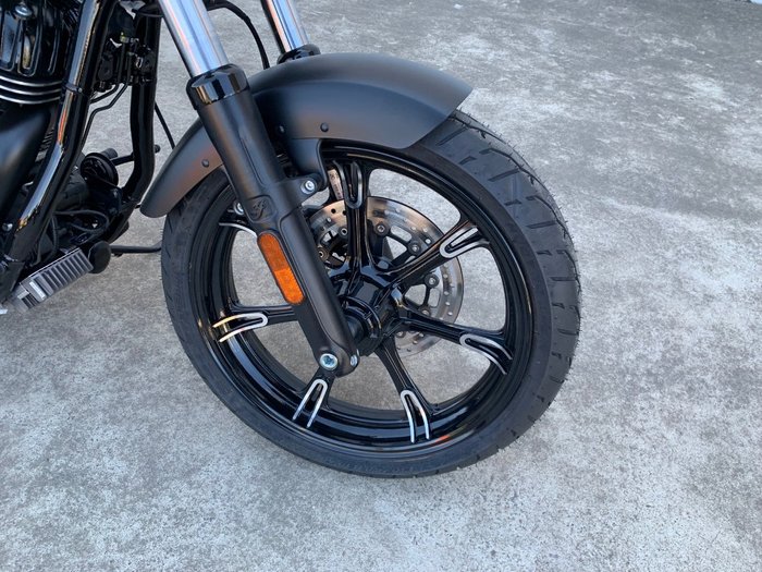 2024 Indian CHIEF DARK HORSE Black