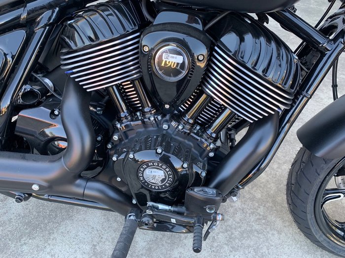 2024 Indian CHIEF DARK HORSE Black