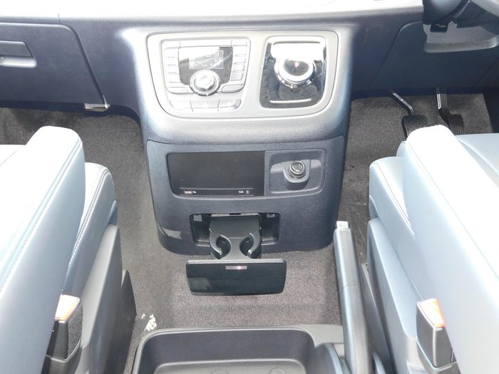2024 LDV G10 +