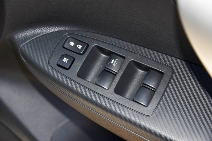 2023 Mitsubishi Eclipse Cross PHEV ES