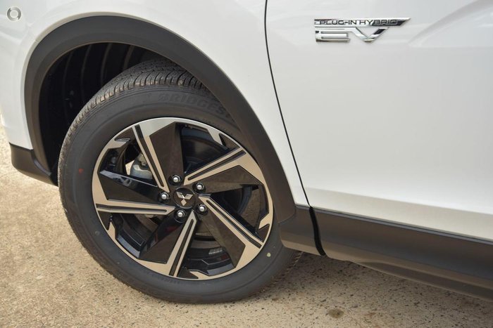 2023 Mitsubishi Eclipse Cross PHEV ES