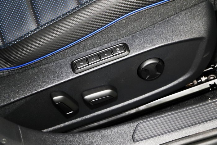 2024 Volkswagen Golf R 8 MY24 Four Wheel Drive Pure White