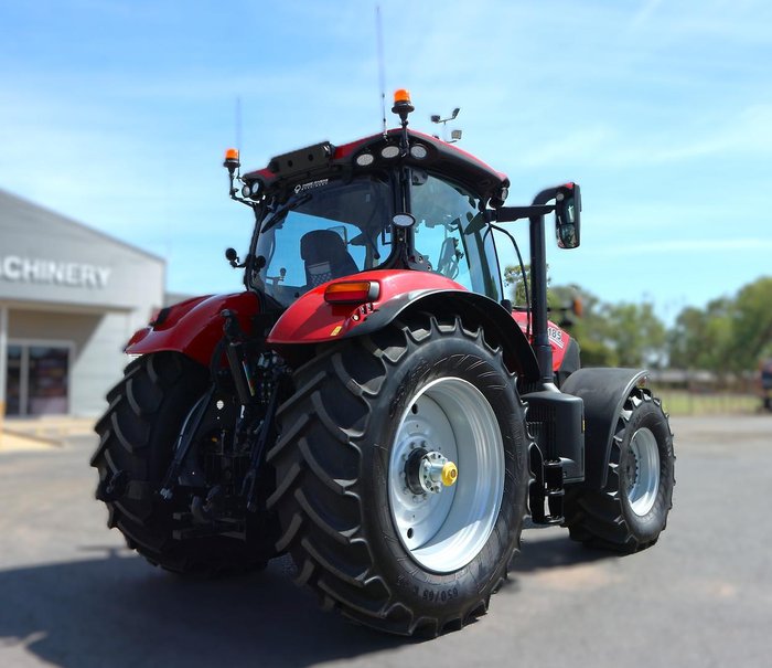 0 CASE IH Puma 185 Tractor RED