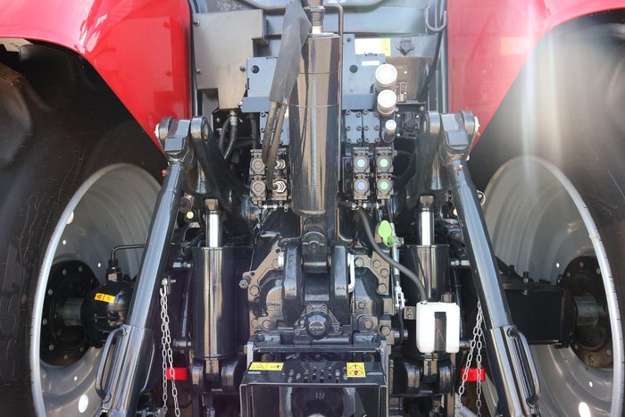 0 CASE IH Puma 185 Tractor RED