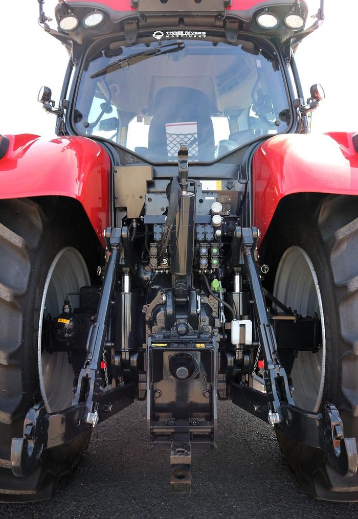 0 CASE IH Puma 185 Tractor RED