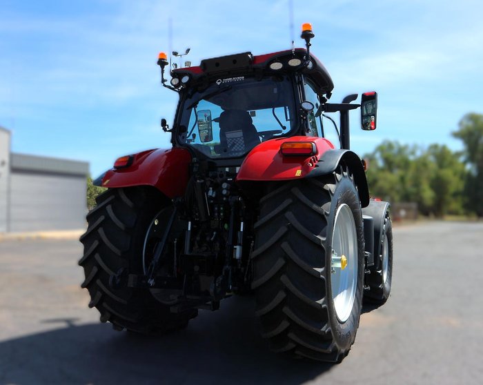 0 CASE IH Puma 185 Tractor RED