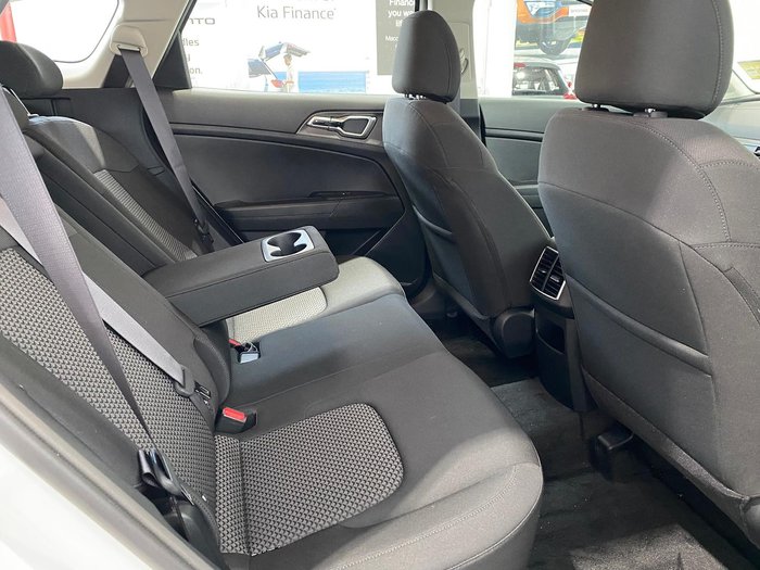 2025 Kia Sportage S