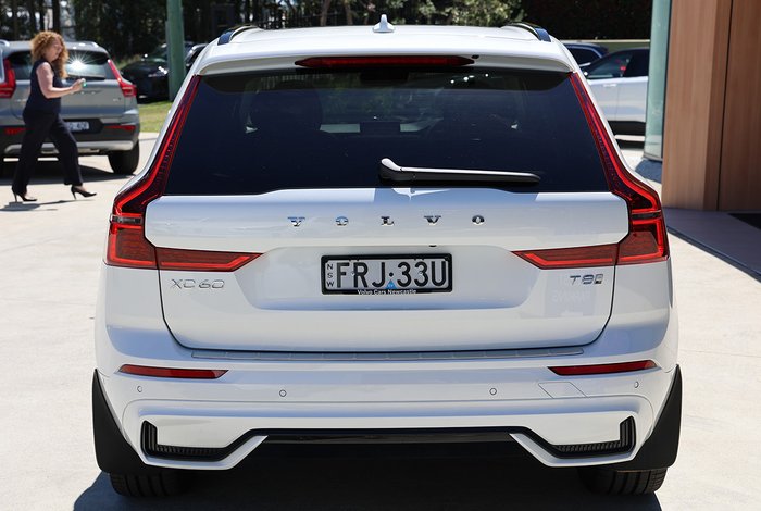 2025 Volvo XC60 Ultra T8 Plug-In Hybrid