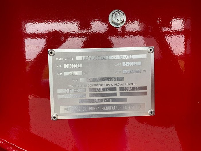 2024 Lusty Pumpa 45' Flat Top Extendable R/Train Lead Trailer