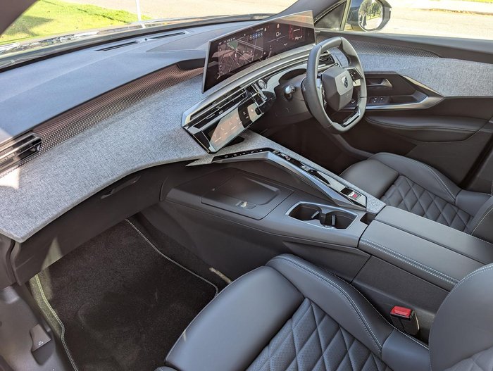 2025 Peugeot 3008 GT Premium Hybrid P64 MY25 Titanium Grey