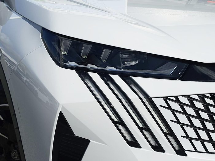 2025 Peugeot 3008 GT Premium Hybrid P64 MY25 Okenite White