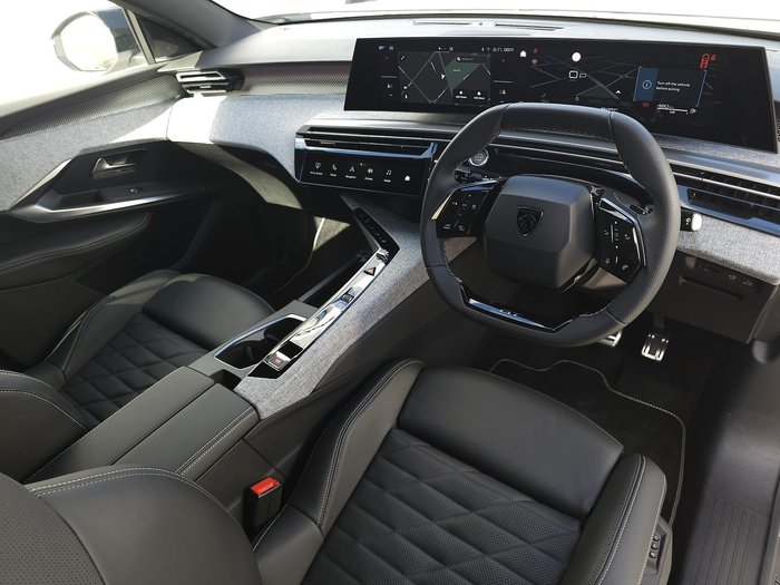 2025 Peugeot 3008 GT Premium Hybrid P64 MY25 Okenite White