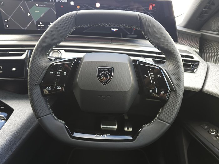 2025 Peugeot 3008 GT Premium Hybrid P64 MY25 Okenite White