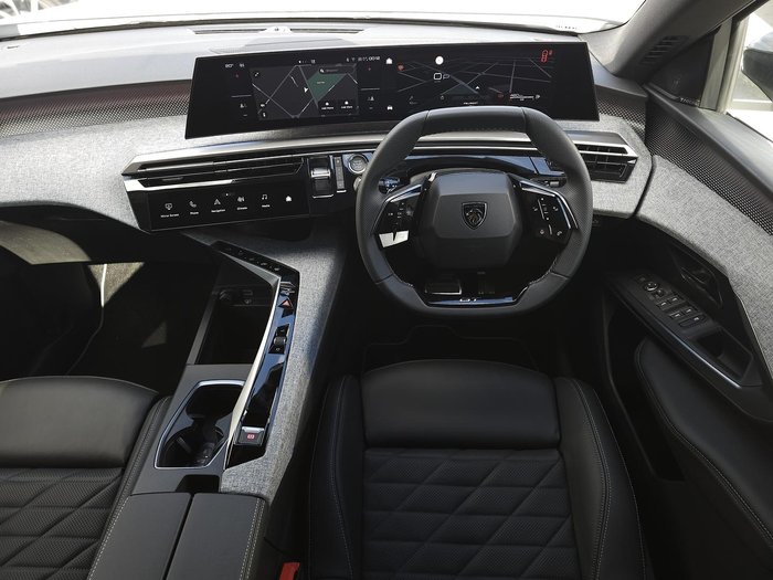 2025 Peugeot 3008 GT Premium Hybrid P64 MY25 Okenite White