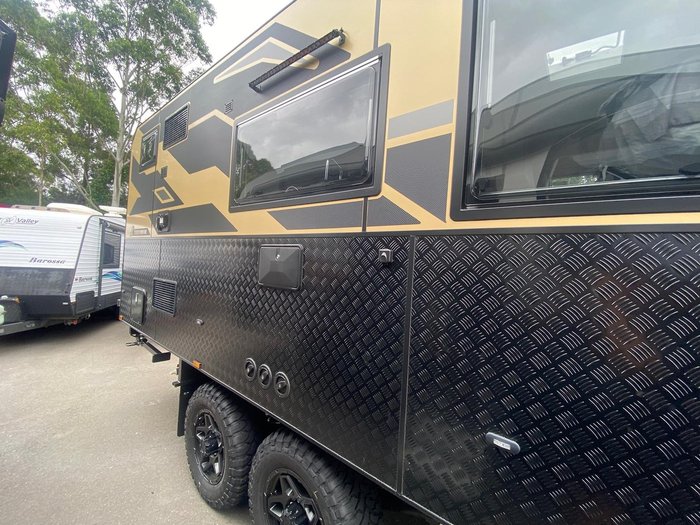 2025 Urban Caravans X-Terrain 18.9