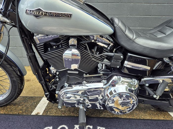 2012 Harley-Davidson Dyna Super Glide Custom 1584 (FXDC) Dyna Silver
