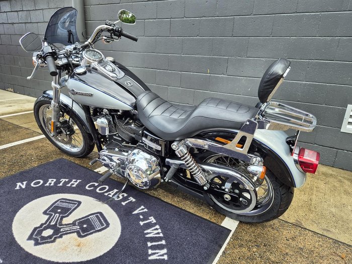2012 Harley-Davidson Dyna Super Glide Custom 1584 (FXDC) Dyna Silver