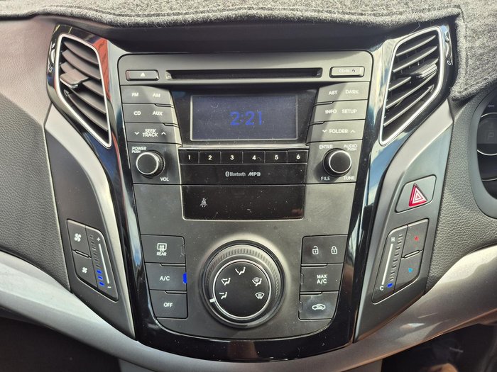 2014 Hyundai i40 Elite VF2 Creamy White