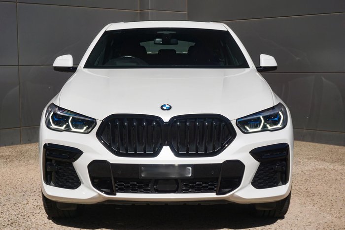 2022 BMW X6 xDrive40i M Sport