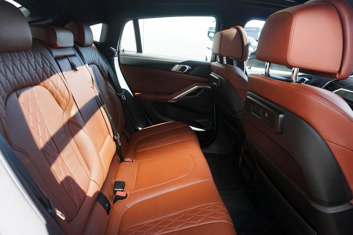 2022 BMW X6 xDrive40i M Sport