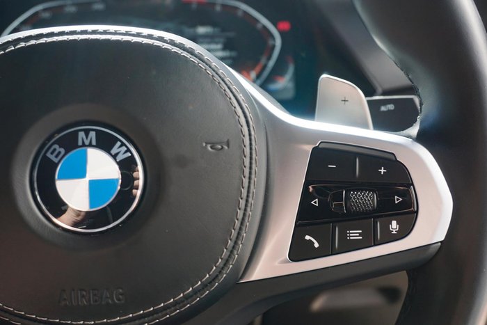 2022 BMW X6 xDrive40i M Sport
