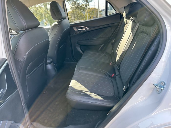 2025 GWM Ora Standard Range