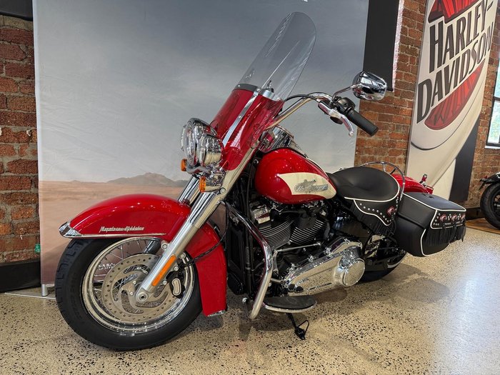 2024 Harley-Davidson Hydra Glide Revival 114 (FLI) Touring Red