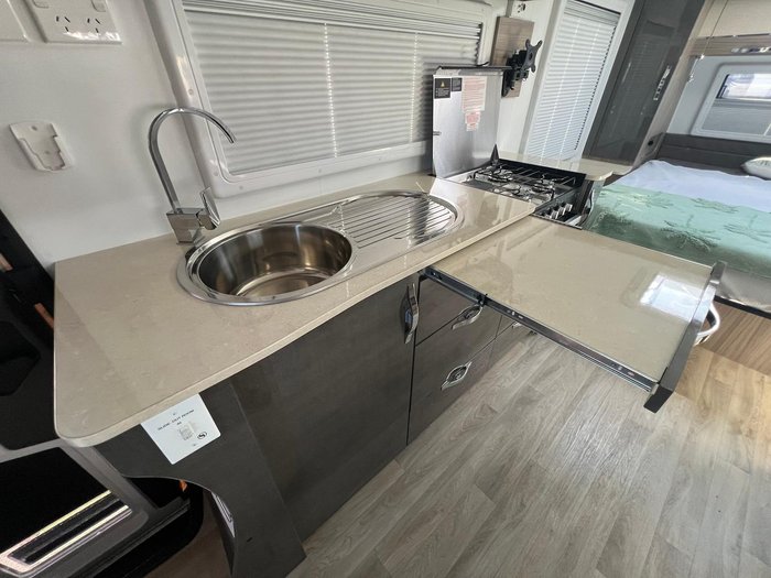 2026 Avan Aspire 587-4 Slide Out