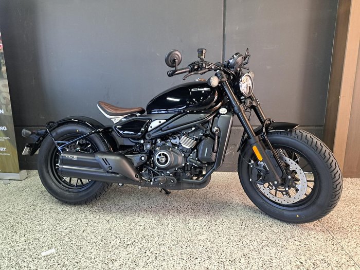 2025 CFMOTO 450 CL-C Bobber CL-C Black