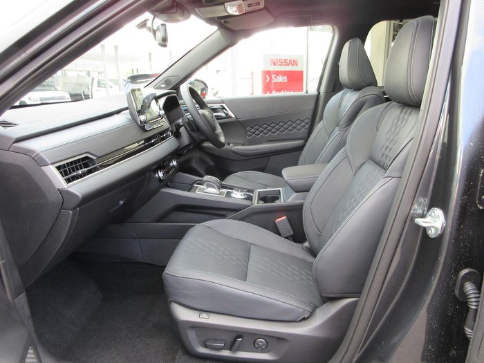 2025 Mitsubishi Outlander PHEV GSR