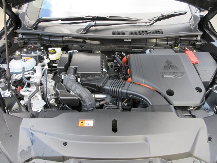 2025 Mitsubishi Outlander PHEV GSR